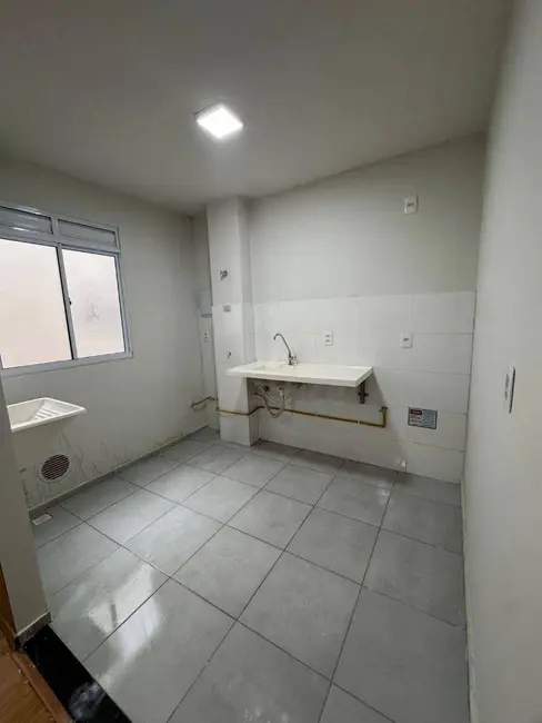 Foto 3 de Apartamento com 2 quartos à venda, 43m2 em Vila Jaiara, Anapolis - GO