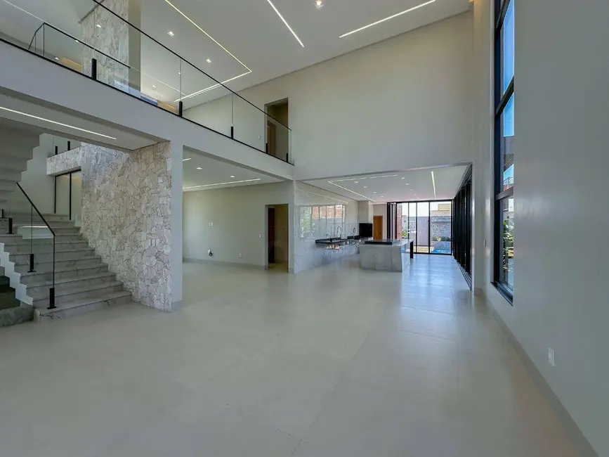 Foto 5 de Sobrado com 4 quartos à venda, 429m2 em Condomínio Residencial Grand Trianon, Anapolis - GO