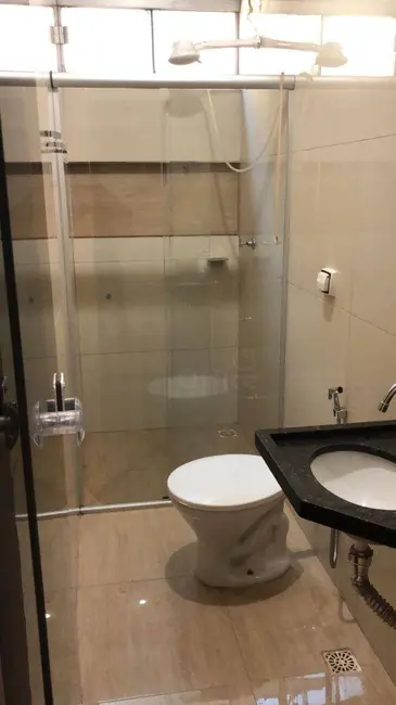Sobrado com 3 quartos à venda, 170m2 em Anapolis - GO - imagem 6 Foto 6 de Sobrado com 3 quartos à venda, 170m2 em Anapolis - GO
