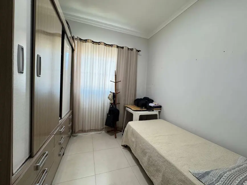 Casa com 3 quartos à venda, 188m2 em Parque dos Pirineus, Anapolis - GO - imagem 4 Foto 4 de Casa com 3 quartos à venda, 188m2 em Parque dos Pirineus, Anapolis - GO