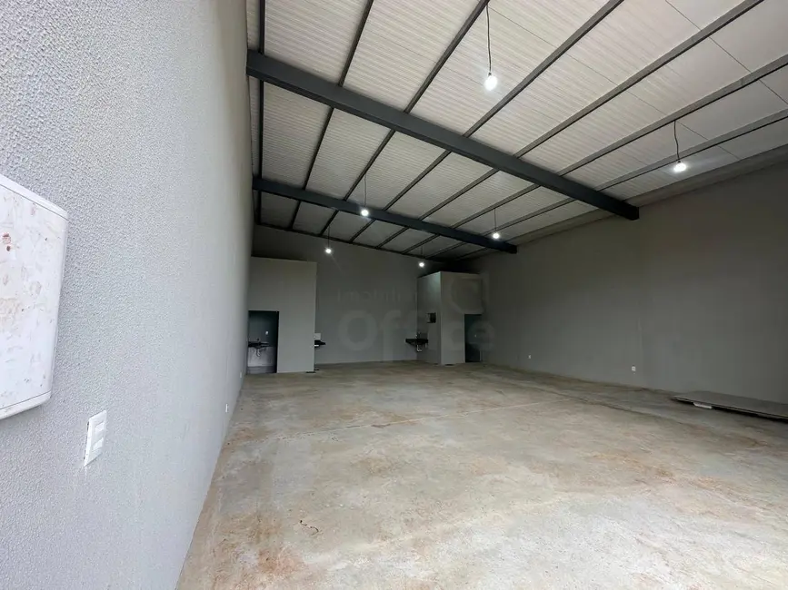 Armazém / Galpão à venda, 200m2 em Jardim Itália, Anapolis - GO - imagem 4 Foto 4 de Armazém / Galpão à venda, 200m2 em Jardim Itália, Anapolis - GO