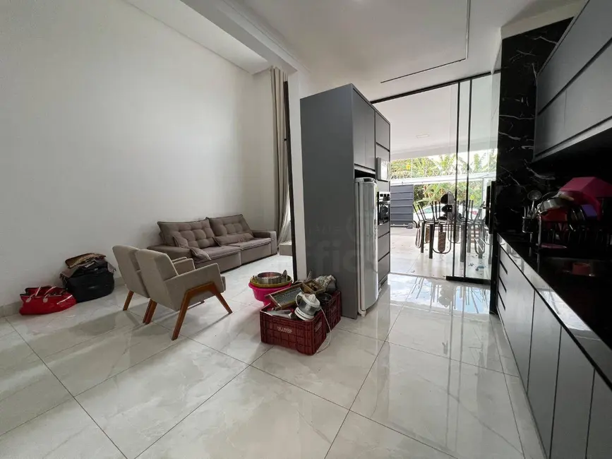 Casa com 3 quartos à venda, 150m2 em Setor Lago dos Buritis, Anapolis - GO - imagem 3 Foto 3 de Casa com 3 quartos à venda, 150m2 em Setor Lago dos Buritis, Anapolis - GO