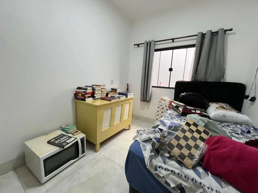 Casa com 3 quartos à venda, 150m2 em Setor Lago dos Buritis, Anapolis - GO - imagem 8 Foto 8 de Casa com 3 quartos à venda, 150m2 em Setor Lago dos Buritis, Anapolis - GO