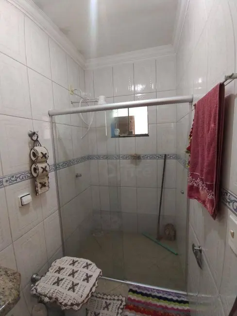 Casa com 3 quartos à venda, 420m2 em Loteamento Guanabara, Anapolis - GO - imagem 2 Foto 2 de Casa com 3 quartos à venda, 420m2 em Loteamento Guanabara, Anapolis - GO