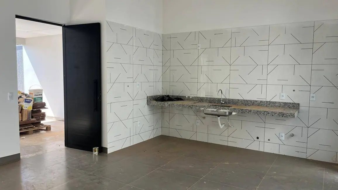 Foto 2 de Casa com 3 quartos à venda, 180m2 em Setor Sul Jamil Miguel, Anapolis - GO
