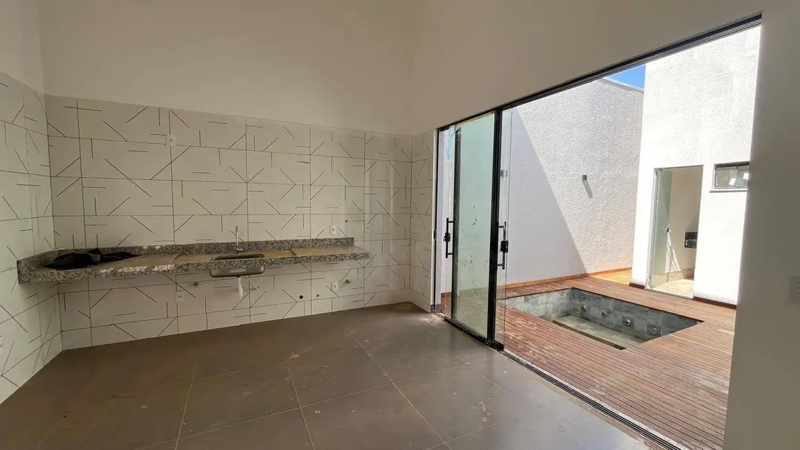 Foto 3 de Casa com 3 quartos à venda, 180m2 em Setor Sul Jamil Miguel, Anapolis - GO