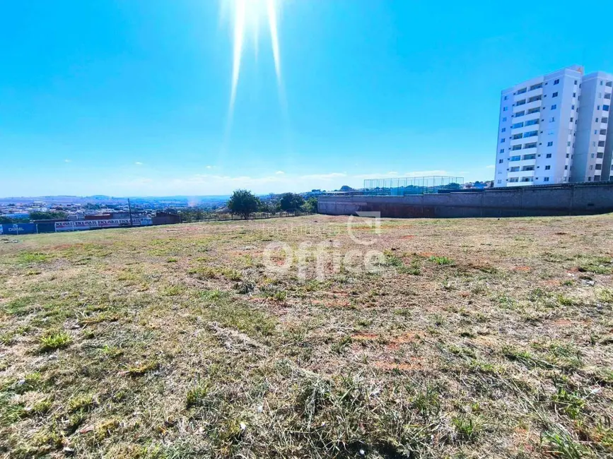 Foto 2 de Sala Comercial à venda, 4316m2 em Setor Central, Anapolis - GO