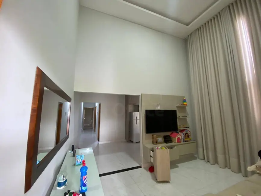 Casa com 3 quartos à venda, 150m2 em Anapolis - GO - imagem 1 Foto 1 de Casa com 3 quartos à venda, 150m2 em Anapolis - GO