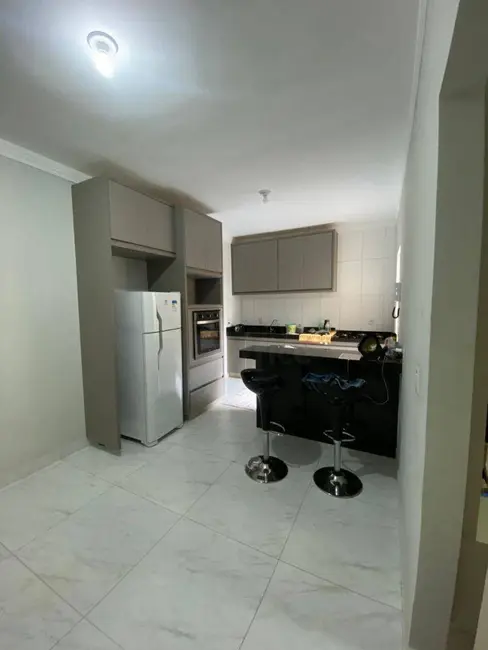 Casa com 3 quartos à venda, 150m2 em Anapolis - GO - imagem 5 Foto 5 de Casa com 3 quartos à venda, 150m2 em Anapolis - GO
