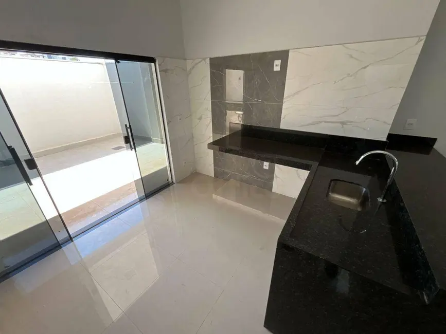 Casa com 3 quartos à venda, 200m2 em Jardim Ana Paula, Anapolis - GO - imagem 3 Foto 3 de Casa com 3 quartos à venda, 200m2 em Jardim Ana Paula, Anapolis - GO