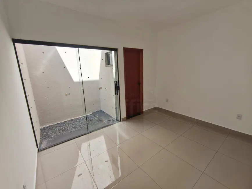 Casa com 3 quartos à venda, 100m2 em Anapolis - GO - imagem 7 Foto 7 de Casa com 3 quartos à venda, 100m2 em Anapolis - GO