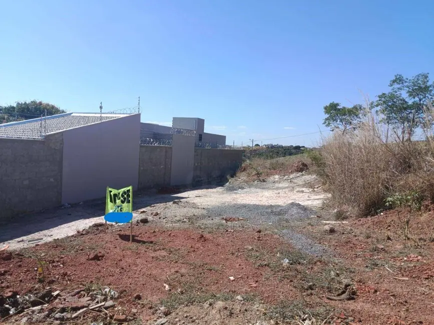Terreno / Lote à venda, 300m2 em Sítios de Recreio Vale das Laranjeiras, Anapolis - GO - imagem 1 Foto 1 de Terreno / Lote à venda, 300m2 em Sítios de Recreio Vale das Laranjeiras, Anapolis - GO