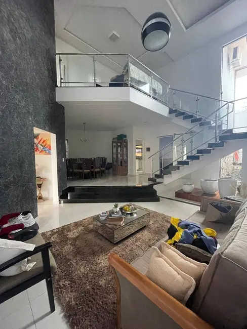 Sobrado com 3 quartos à venda, 300m2 em Vila Santa Isabel, Anapolis - GO - imagem 3 Foto 3 de Sobrado com 3 quartos à venda, 300m2 em Vila Santa Isabel, Anapolis - GO