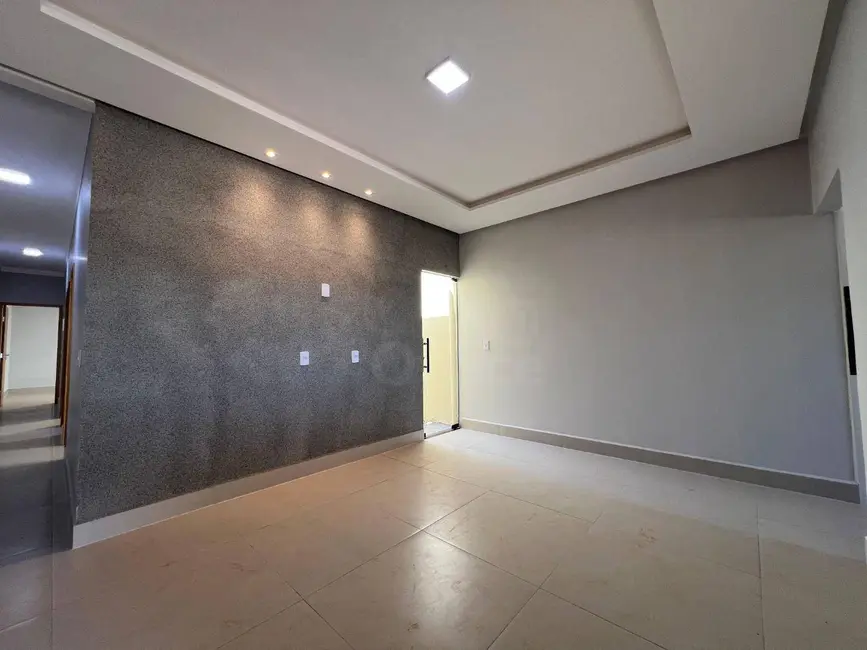 Casa com 3 quartos à venda, 150m2 em Jardim Primavera 1ª Etapa, Anapolis - GO - imagem 4 Foto 4 de Casa com 3 quartos à venda, 150m2 em Jardim Primavera 1ª Etapa, Anapolis - GO
