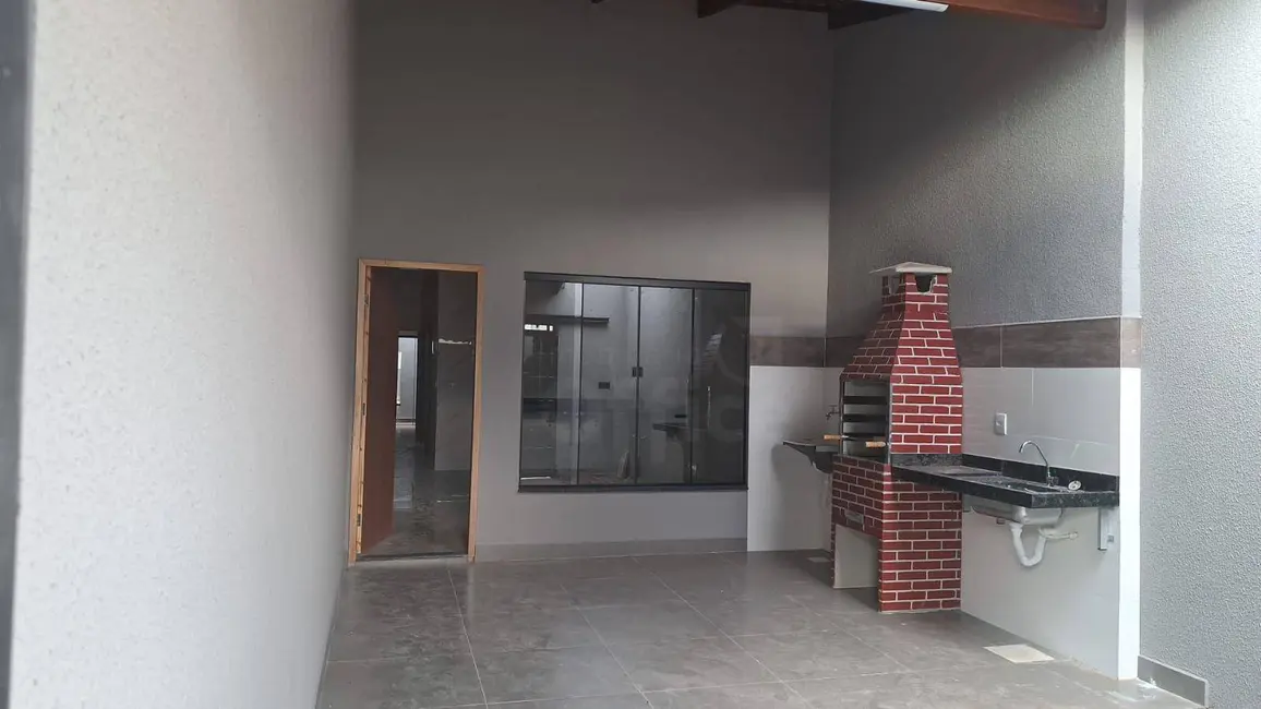 Foto 1 de Casa com 3 quartos à venda, 100m2 em Residencial Valência, Anapolis - GO