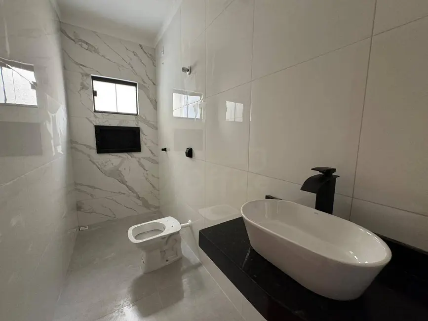 Casa com 3 quartos à venda, 150m2 em Residencial Ana Caroline, Anapolis - GO - imagem 8 Foto 8 de Casa com 3 quartos à venda, 150m2 em Residencial Ana Caroline, Anapolis - GO