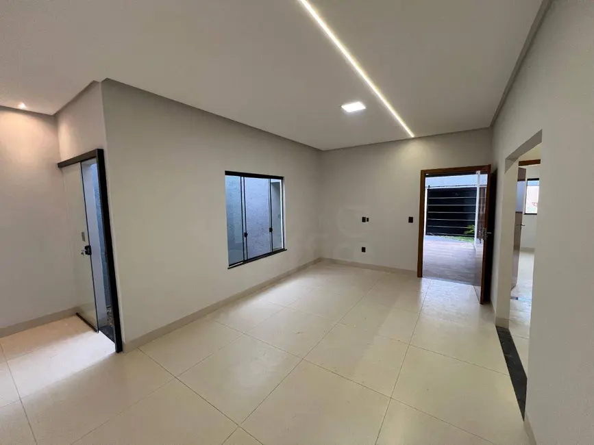 Casa com 3 quartos à venda, 200m2 em Jardim Itália, Anapolis - GO - imagem 4 Foto 4 de Casa com 3 quartos à venda, 200m2 em Jardim Itália, Anapolis - GO