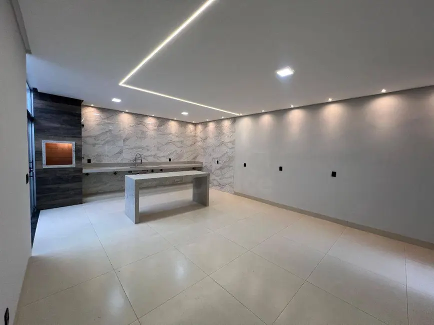 Casa com 3 quartos à venda, 200m2 em Jardim Itália, Anapolis - GO - imagem 5 Foto 5 de Casa com 3 quartos à venda, 200m2 em Jardim Itália, Anapolis - GO