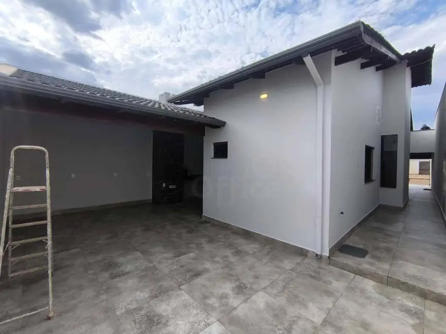 Casa com 3 quartos à venda, 200m2 em Residencial Flor do Cerrado, Anapolis - GO - imagem 7 Foto 7 de Casa com 3 quartos à venda, 200m2 em Residencial Flor do Cerrado, Anapolis - GO