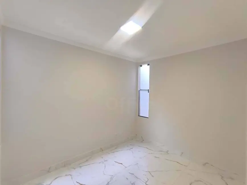 Casa com 3 quartos à venda, 200m2 em Residencial Flor do Cerrado, Anapolis - GO - imagem 6 Foto 6 de Casa com 3 quartos à venda, 200m2 em Residencial Flor do Cerrado, Anapolis - GO