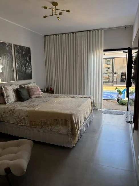 Casa com 3 quartos à venda, 360m2 em Anapolis - GO - imagem 8 Foto 8 de Casa com 3 quartos à venda, 360m2 em Anapolis - GO