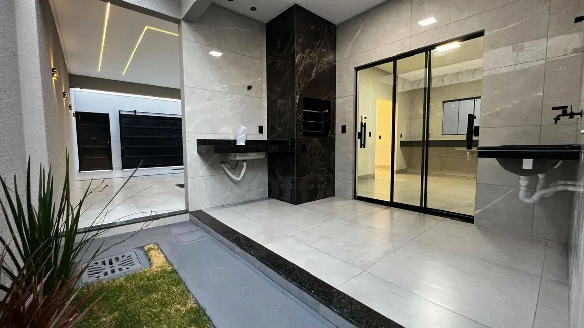 Casa com 3 quartos à venda, 200m2 em Residencial Aldeia dos Sonhos, Anapolis - GO - imagem 1 Foto 1 de Casa com 3 quartos à venda, 200m2 em Residencial Aldeia dos Sonhos, Anapolis - GO