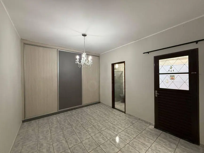 Casa com 3 quartos à venda, 220m2 em Jardim Ana Paula, Anapolis - GO - imagem 9 Foto 9 de Casa com 3 quartos à venda, 220m2 em Jardim Ana Paula, Anapolis - GO