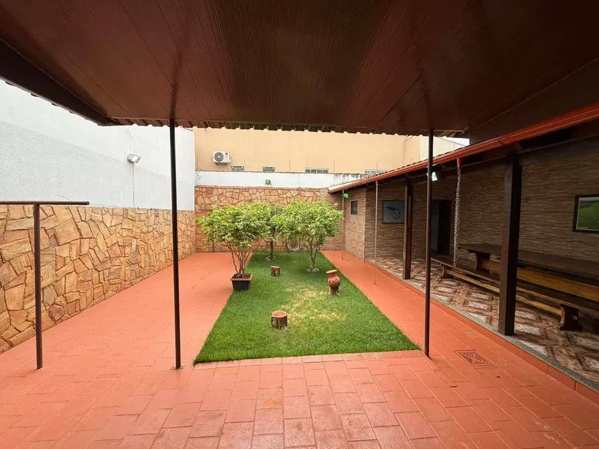 Foto 2 de Casa com 3 quartos à venda, 220m2 em Jardim Ana Paula, Anapolis - GO