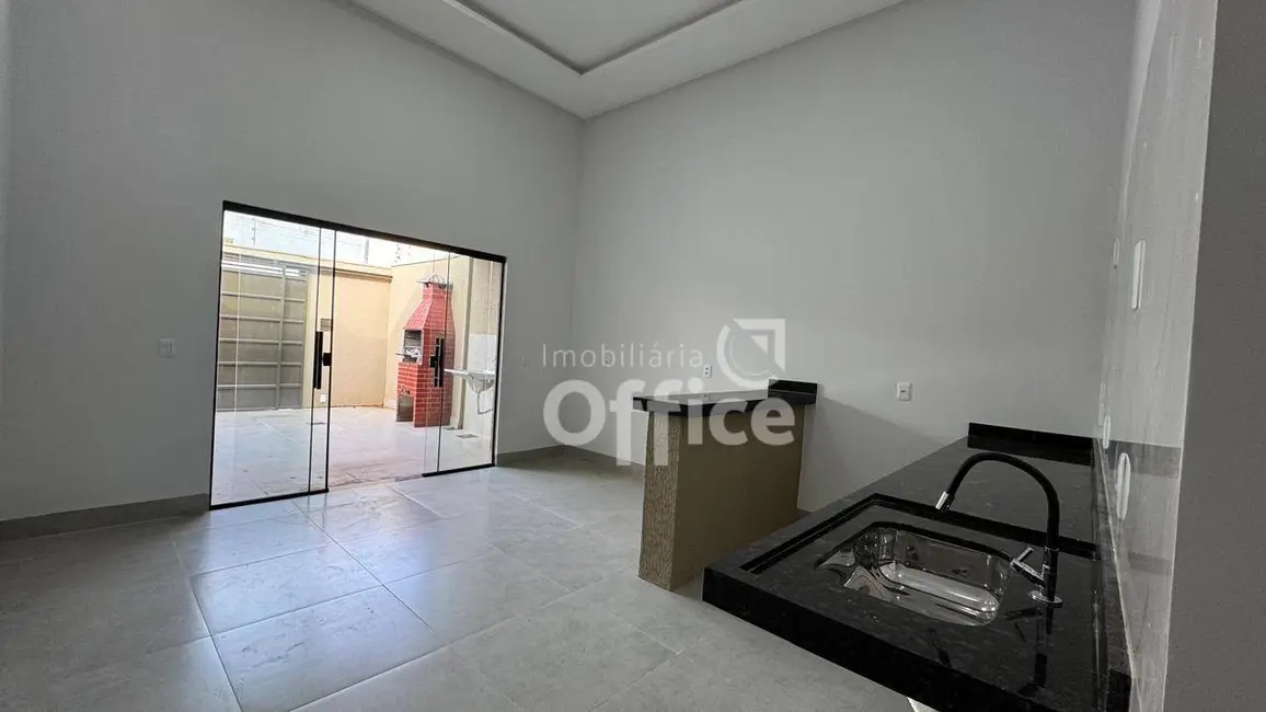 Foto 2 de Casa com 3 quartos à venda, 100m2 em Campos Elísios, Anapolis - GO