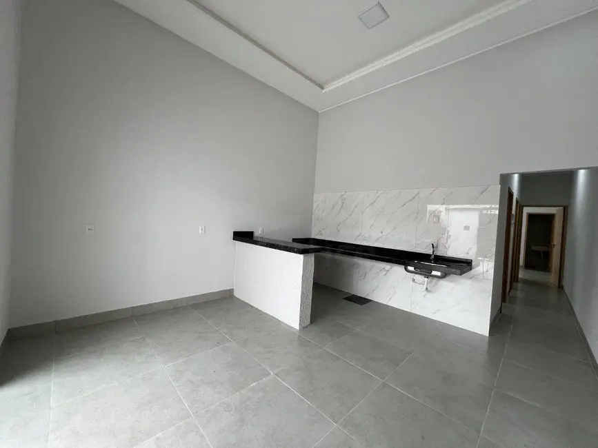 Casa com 3 quartos à venda, 100m2 em Campos Elísios, Anapolis - GO - imagem 2 Foto 2 de Casa com 3 quartos à venda, 100m2 em Campos Elísios, Anapolis - GO