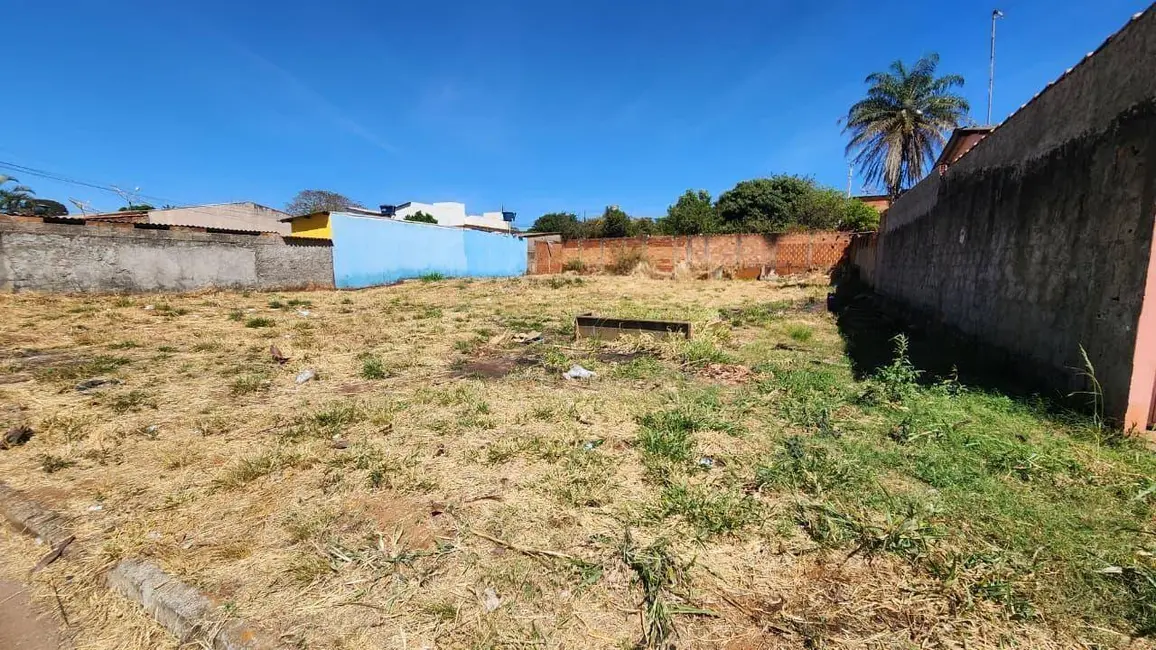 Foto 1 de Terreno / Lote à venda, 840m2 em Anapolis - GO