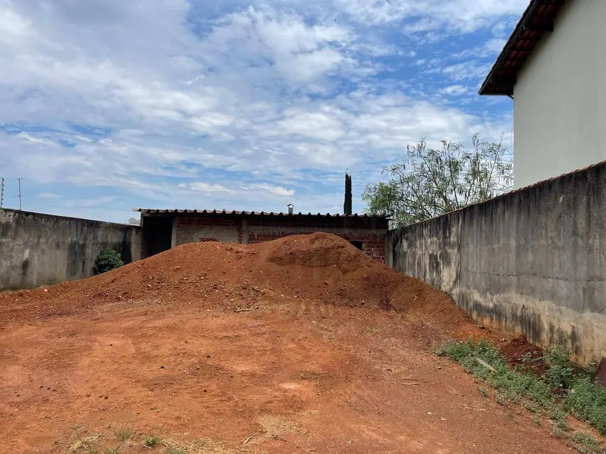 Foto 3 de Terreno / Lote à venda, 420m2 em Jardim das Samambaias, Anapolis - GO