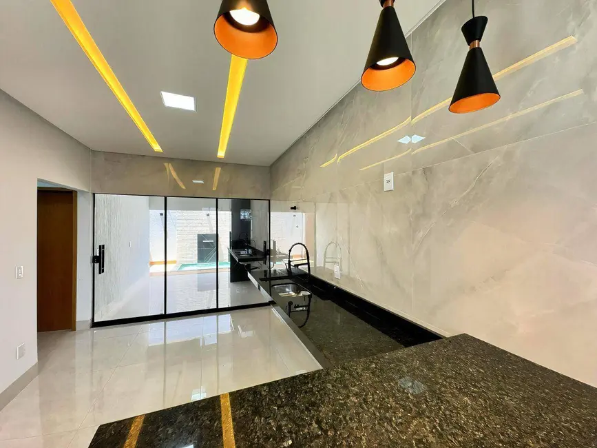 Foto 4 de Casa com 3 quartos à venda, 150m2 em Anapolis - GO