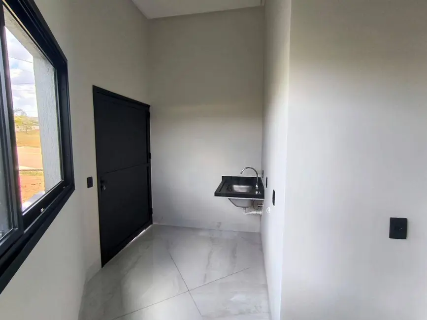 Foto 2 de Casa de Condomínio com 3 quartos à venda, 360m2 em Anapolis - GO