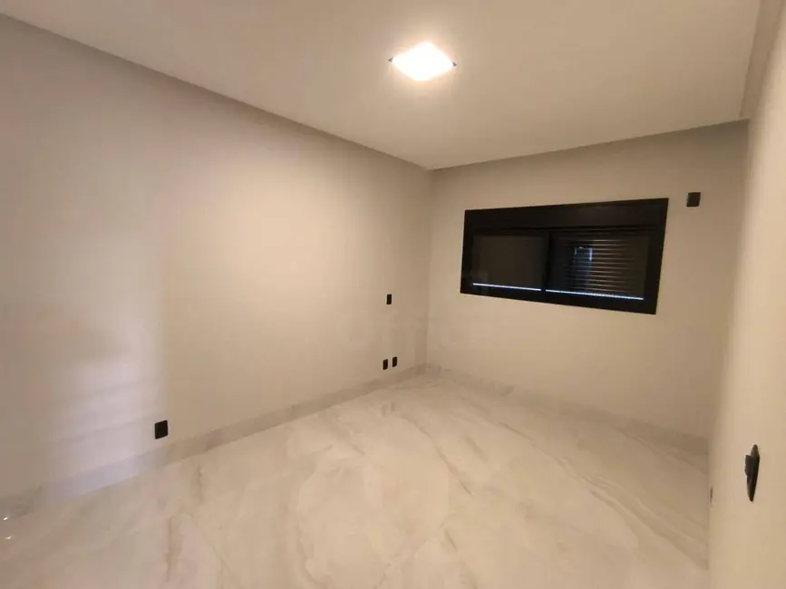 Foto 3 de Casa de Condomínio com 3 quartos à venda, 360m2 em Anapolis - GO