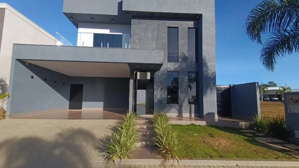 Casa com 3 quartos à venda, 360m2 em Anapolis - GO - imagem 1 Foto 1 de Casa com 3 quartos à venda, 360m2 em Anapolis - GO