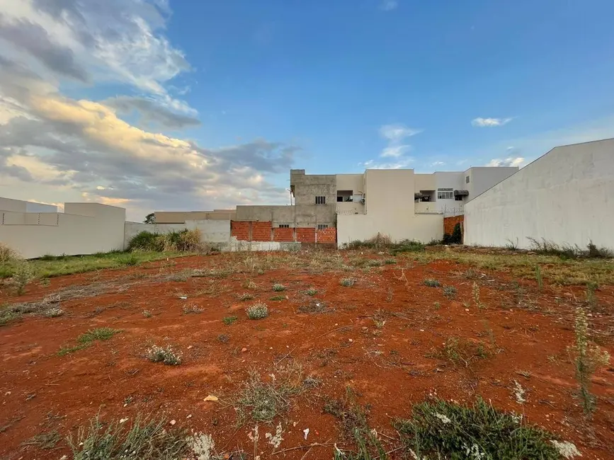 Foto 1 de Terreno / Lote à venda, 300m2 em Residencial Cerejeiras, Anapolis - GO