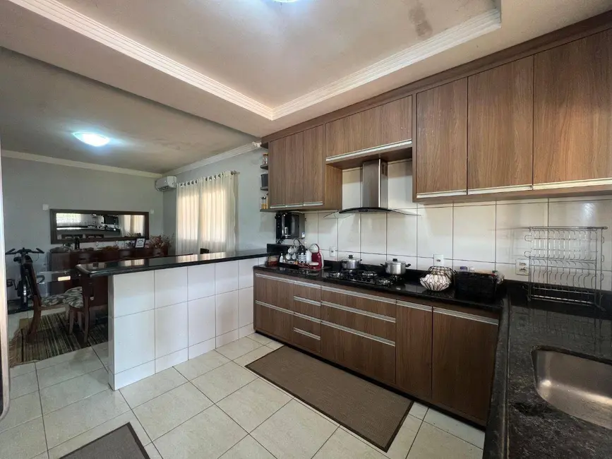 Chácara com 4 quartos à venda, 27000m2 em Residencial Valência, Anapolis - GO - imagem 8 Foto 8 de Chácara com 4 quartos à venda, 27000m2 em Residencial Valência, Anapolis - GO