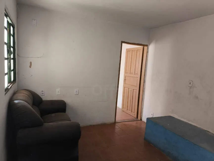 Foto 3 de Casa com 3 quartos à venda, 360m2 em Vila Formosa, Anapolis - GO