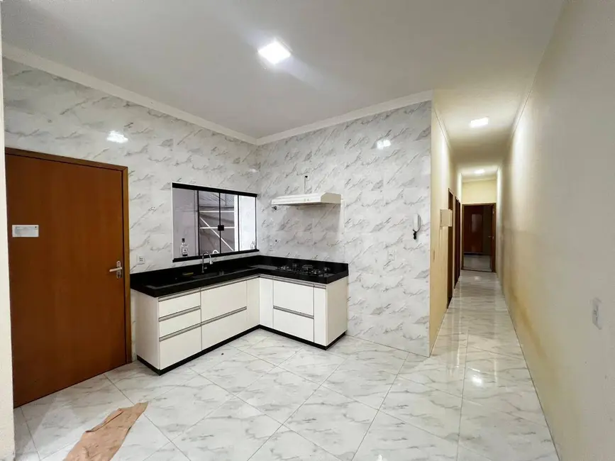 Foto 4 de Casa com 3 quartos para alugar, 150m2 em Residencial Vale do Sol, Anapolis - GO