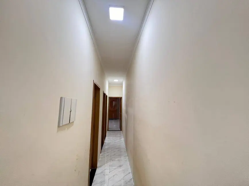 Foto 5 de Casa com 3 quartos para alugar, 150m2 em Residencial Vale do Sol, Anapolis - GO