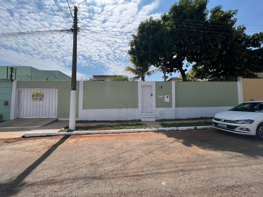 Foto 1 de Sobrado com 4 quartos para alugar, 540m2 em Anápolis City, Anapolis - GO