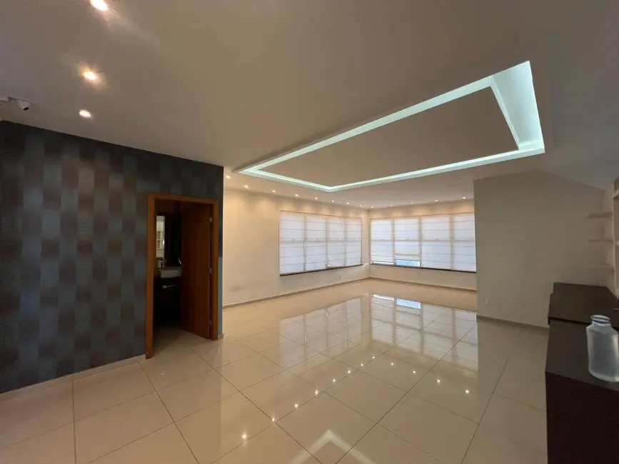 Apartamento com 2 quartos para alugar, 150m2 em Setor Central, Anapolis - GO - imagem 4 Foto 4 de Apartamento com 2 quartos para alugar, 150m2 em Setor Central, Anapolis - GO