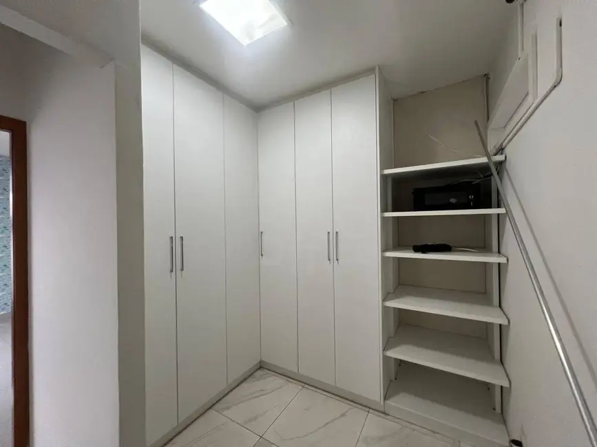 Apartamento com 2 quartos para alugar, 150m2 em Setor Central, Anapolis - GO - imagem 8 Foto 8 de Apartamento com 2 quartos para alugar, 150m2 em Setor Central, Anapolis - GO