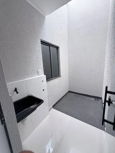 Foto 9 de Casa com 2 quartos à venda, 96m2 em Jardim Luzitano, Anapolis - GO