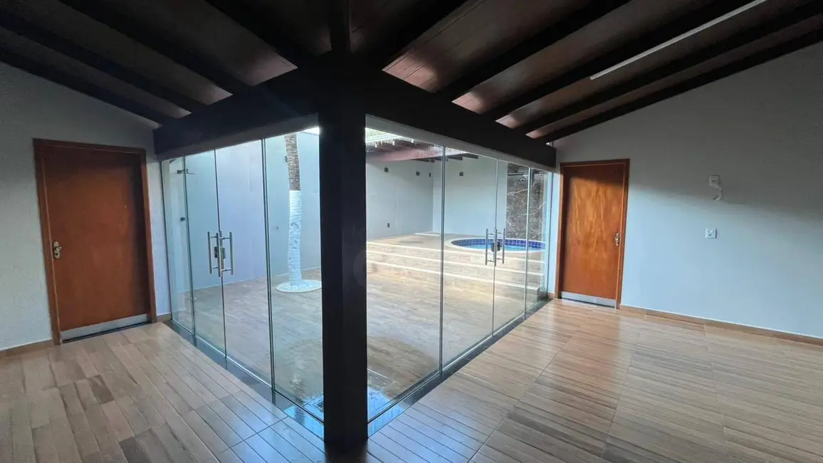 Casa com 3 quartos à venda, 300m2 em Parque dos Pirineus, Anapolis - GO - imagem 4 Foto 4 de Casa com 3 quartos à venda, 300m2 em Parque dos Pirineus, Anapolis - GO