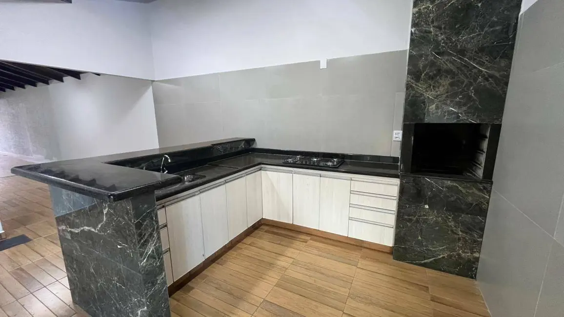 Casa com 3 quartos à venda, 300m2 em Parque dos Pirineus, Anapolis - GO - imagem 5 Foto 5 de Casa com 3 quartos à venda, 300m2 em Parque dos Pirineus, Anapolis - GO