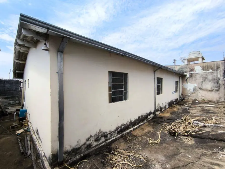 Casa com 7 quartos à venda, 420m2 em Maracanã, Anapolis - GO - imagem 8 Foto 8 de Casa com 7 quartos à venda, 420m2 em Maracanã, Anapolis - GO