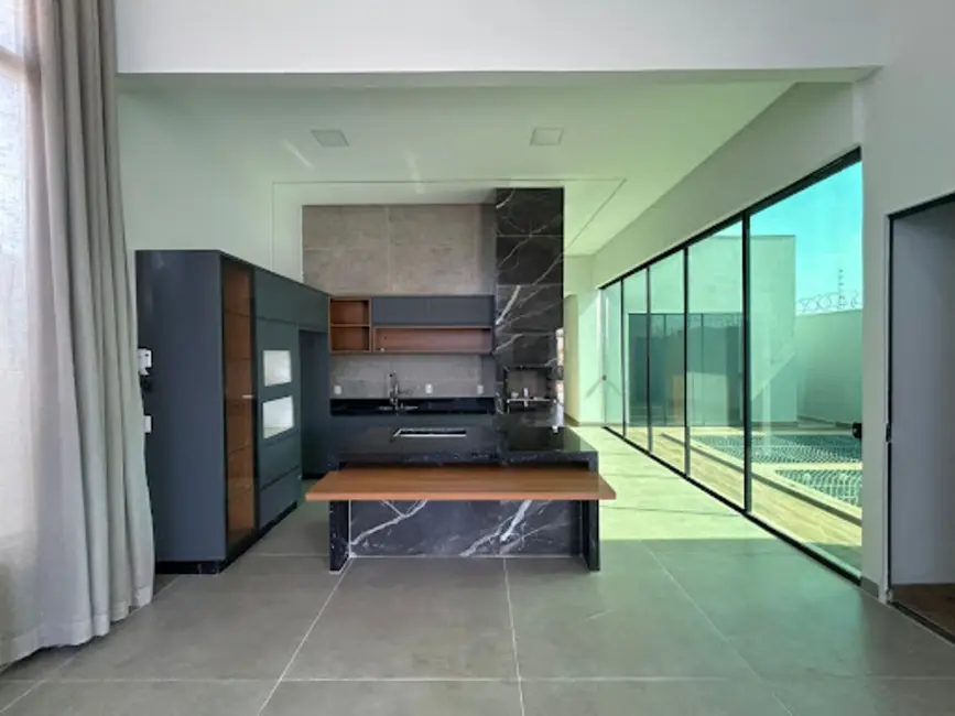 Foto 9 de Casa com 3 quartos à venda, 300m2 em Residencial Cerejeiras, Anapolis - GO