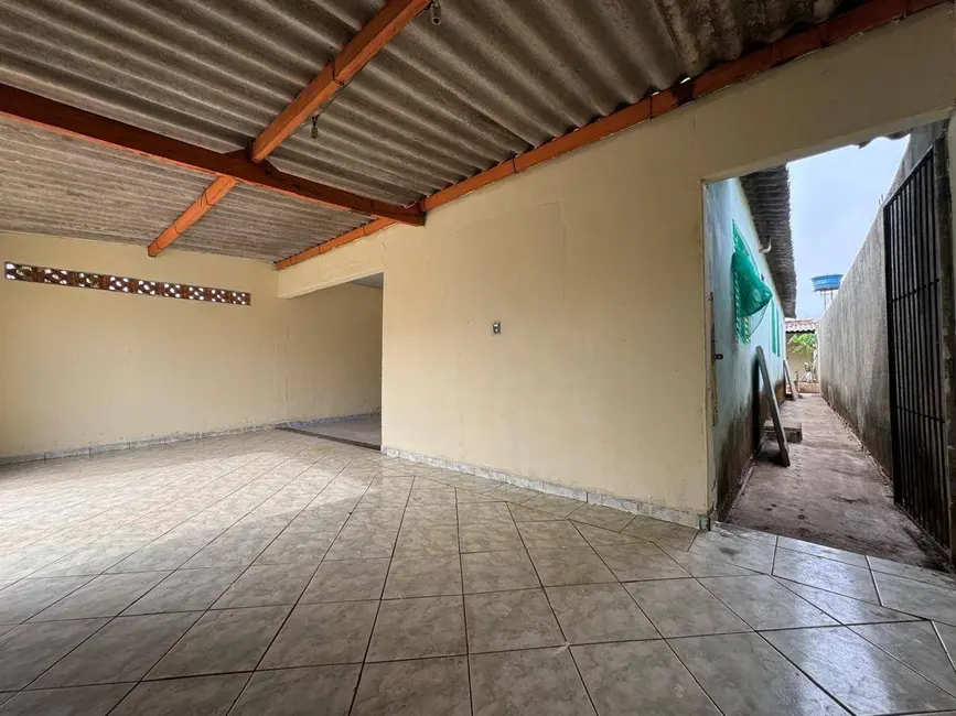 Casa com 4 quartos à venda, 175m2 em Parque Calixtópolis, Anapolis - GO - imagem 2 Foto 2 de Casa com 4 quartos à venda, 175m2 em Parque Calixtópolis, Anapolis - GO